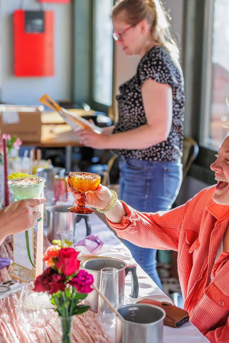 Fall-Inspired Candle Making Workshop | October 19th 4-6pm
